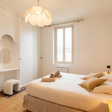 Maison De Charme De 160m2 A - 7pers - Garage Vakantiehuis